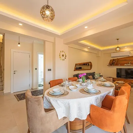 Close To Oludeniz 5 Bedroom Villa *