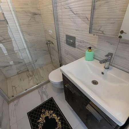 Close To Oludeniz 5 Bedroom فيلة