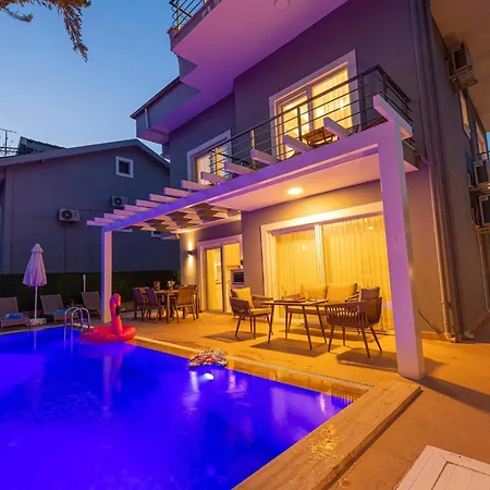 Close To Oludeniz 5 Bedroom *